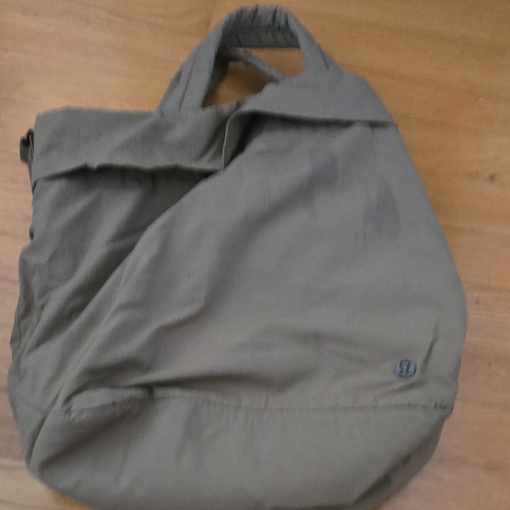 Lulu lemon bag